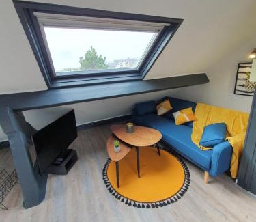 Gare-Jouvenet Apartment | Lodge de la Gare Vue Cathédrale