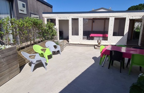 Damgan Cottage | Lodging located 700m from the sea and 500m from the town center.