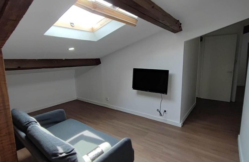 Vitry-sur-Seine Apartment | LOFT CONFORTABLE