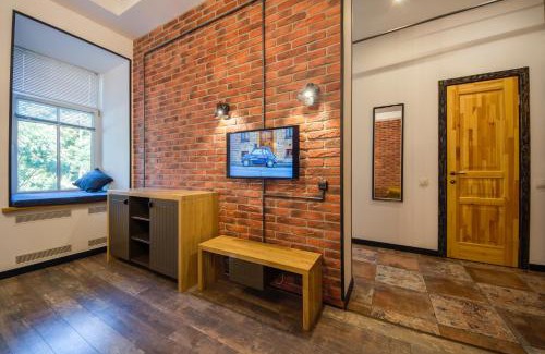 Verkhnie Misto Apartment | Loft Design Apartments on Desyatynnyi Ln, 7