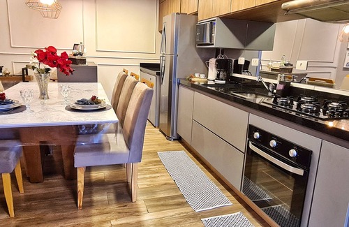 Vila Iara Apartment | Loft Lindo com Ar Condic, WIFI, Perto de Capivari