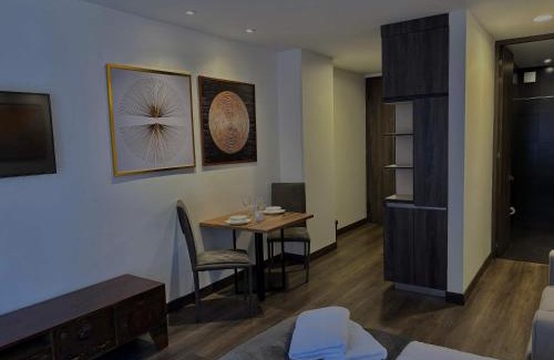 Chico Norte III Apartment | Loft minimalista de lujo con balcon en zona prime BOG - morph
