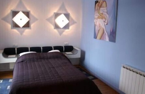 Sainte-Colombe-sur-lHers Bed & Breakfast | Loft Piedmont From the Pyrenees Cathar