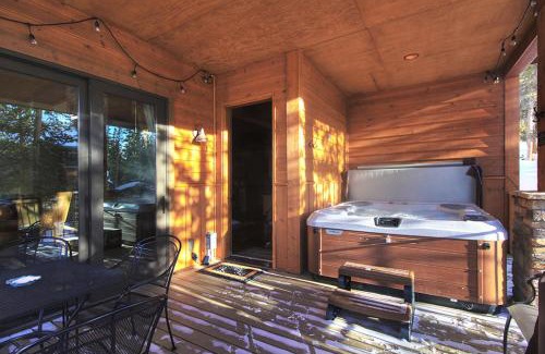 Woodmoor House | Lofty Fox Villa Townhouse