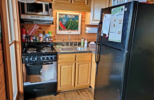 Lupton City Cabin | Log Cabin in the Clouds with a Million Dollar View - Private - Clean & Safe!