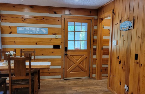 Celina House | Log Cabin near Dale Hollow Dam