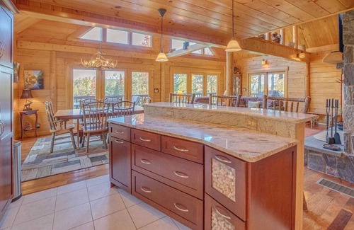 Whitefield House | Log Cabin Retreat in the White Mountains