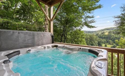 Boone House | Log Inn at River Ridge