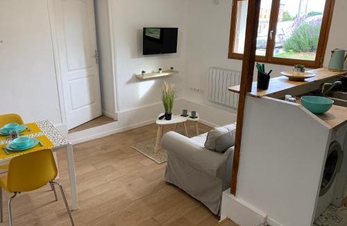 Eaubonne Apartment | Logement à 20 min de Paris avec parking gratuit