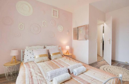 Saint-Max Apartment | Logement avec parking privatif au pied du tram