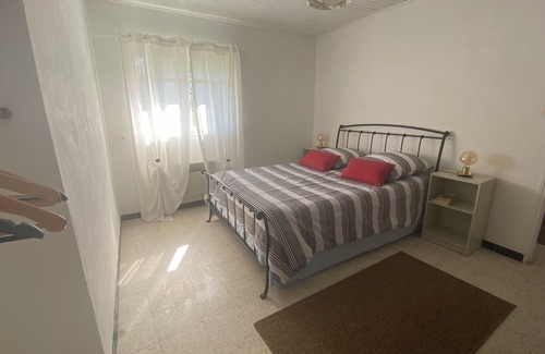 Beaumont-du-Ventoux Apartment | Logement Calme au Pied du Ventoux