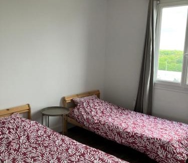 Pantin Apartment | Logement spacieux à 15min de Paris - Free parking - Free wifi
