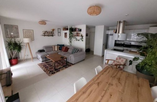 Thiers Apartment | Logement Spacieux Idéal Couple