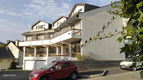 Thiezac Hotel | Logis Hôtel L'Elancèze