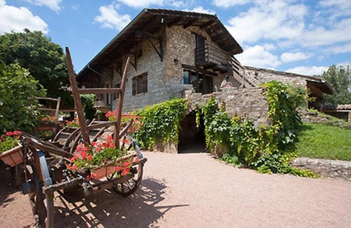 Sance Hotel | Logis Hôtel Restaurant La Vieille Ferme, Mâcon Nord