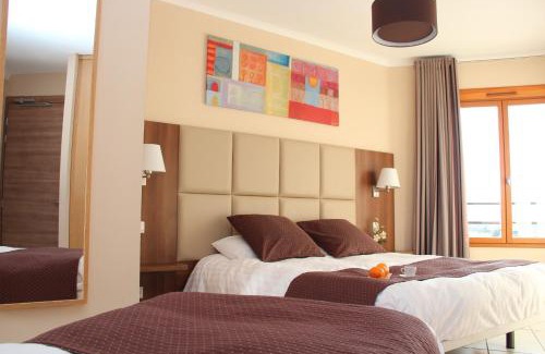 Elne Hotel | Logis Hotel Restaurant Le Cara Sol