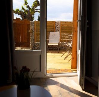 Saintes-Maries-de-la-Mer Apartment | Logis Le Nid du Pont de Gau