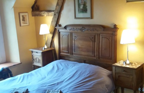 Le Merlerault Apartment | Logis warm + horses 10 km from Haras du Pin.