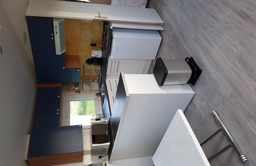 Dieppe House | LOGT 5 PEOPLE SEA VIEW. PONY AND TRAMPOLINE. LOCATED ALONG A GR. NATURE