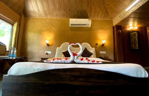 Ramnagar Hotel | Lohagarh Corbett Resort