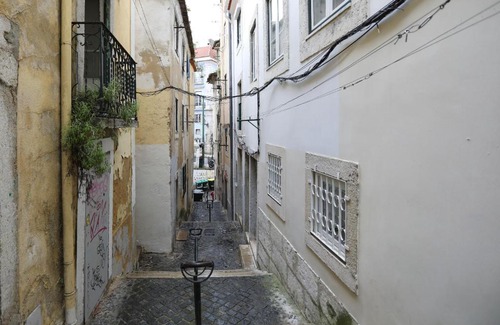 Alfama Apartment | Loios Studios and Apartments