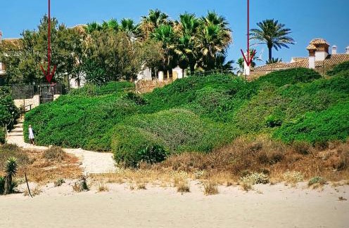 San Roque Villa | Loma del Rey 56 - casa primera linea de mar