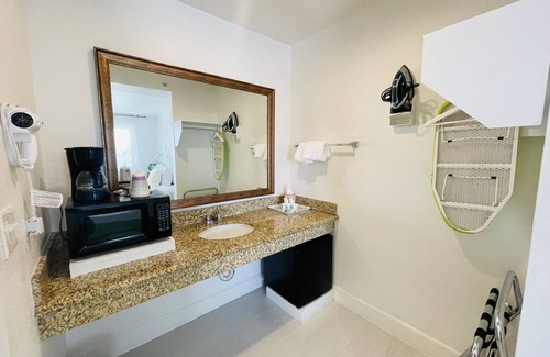 Loma Linda Hotel | Loma Linda Inn