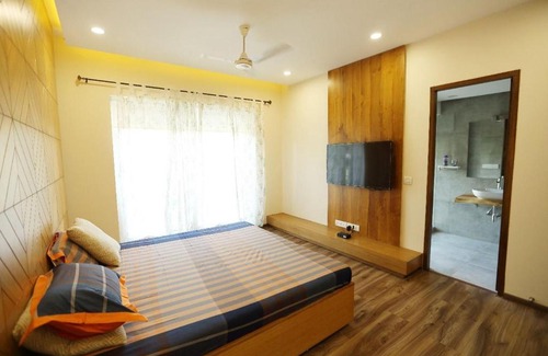 Tungarli Villa | Lonavla kaki villa