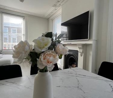 Camden Apartment | London Apartment - Chalk farm station