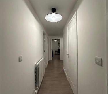 Barking Apartment | London central Artistic flat
