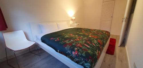 Mottingham and Chislehurst North House | LONDON EXPERIENCE