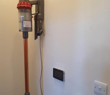 Valentines Apartment | London Luxury Spacious 2 Bedroom Apartment 4 mins from Ilford Stn. FREE parking