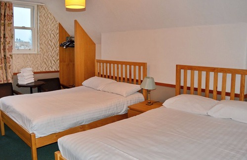 Holland Park Hotel | London Visitors Hotel