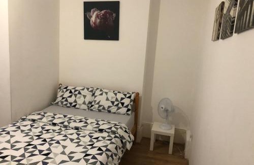 West Ealing House | London x DM Weekly x Monthly Discounts x W13