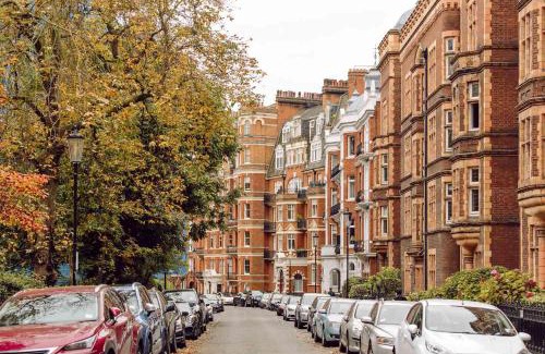 Chelsea Villa | Londonese House in Chelsea