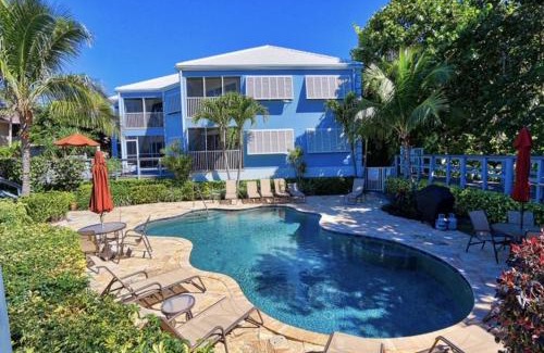 Whitney Beach House | Long Boat Key Beach Condo