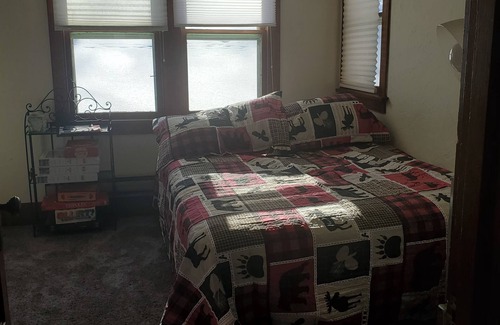 Mercer Cabin | Long Lake Rustic Nature Lover Retreat