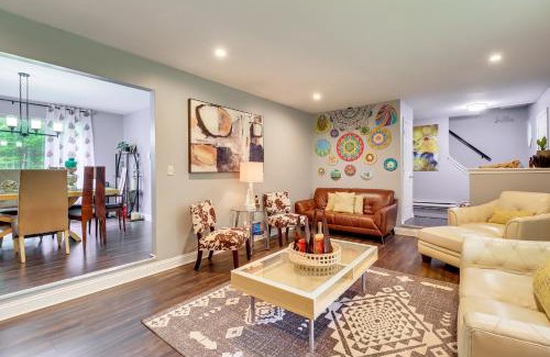 Long Pond House | Long Pond Home with Hot Tub about 8 Mi to Kalahari!