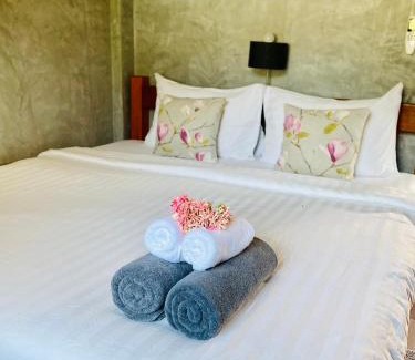 Ko Lanta Hotel | Longhaad Lanta garden resort
