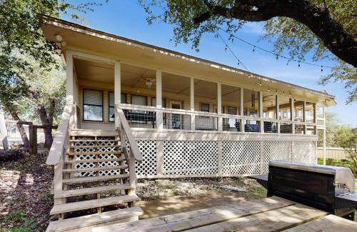 Canyon Lake House | Longhorn Lake House