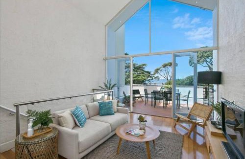 Point Lonsdale Apartment | Lonnie Beach View Apartment