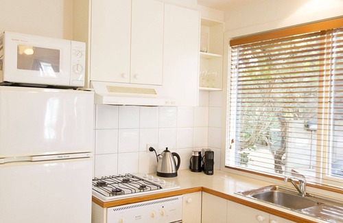 Point Lonsdale Villa | Lonsdale Ti Tree Villa