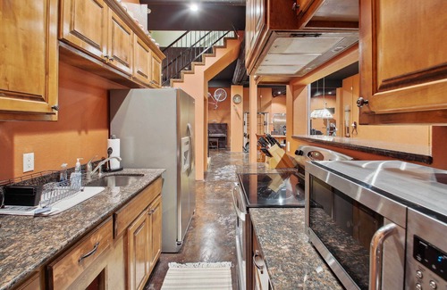 Jones Mills Apartment | Lonsdale Vacation Rental w/Pool & Hot Tub!
