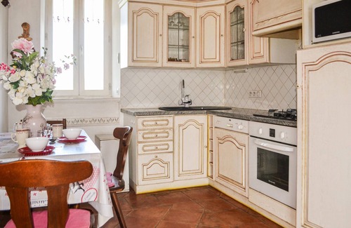 Saint-Mesmin House | Look forward to a wonderful break from everyday life in this vacation home.
