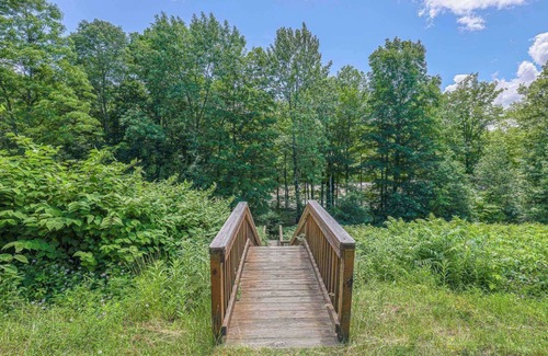 Lincoln Condo | Loon Escape