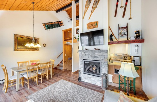 Lincoln House | Loon Mountain Townhome w/Pool + Slope Views!