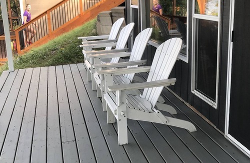 Motley Cabin | Loon View Lodge - 4 Bdrm Lk Shamineau Cabin-3 Decks, Sandy Beach, Great Sunsets