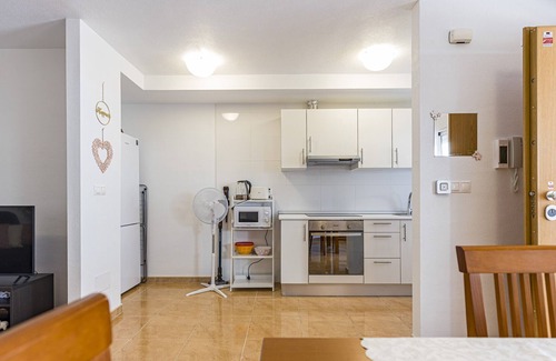 Sucina House | LORIELLE STAY - ADULTS ONLY - Fabulous apartment with shared pool and free WiFi