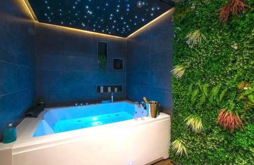 Lorient Apartment | Lorient Love Room Le King Size