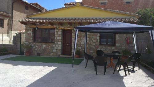 La Puebla de Valverde House | Los Aladros